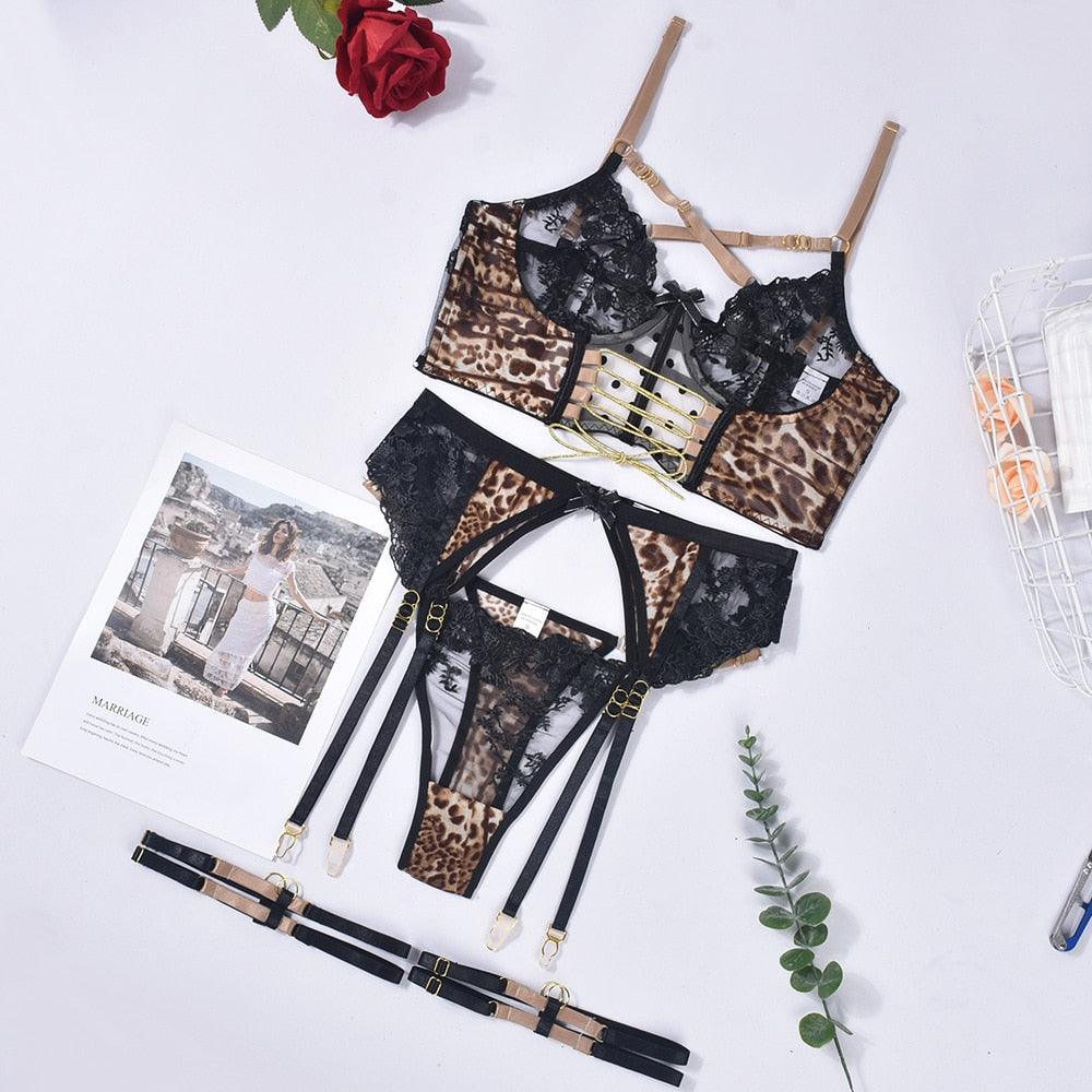 Mila's Delicate Leopard Cross Bra Kit - IntimGlamour